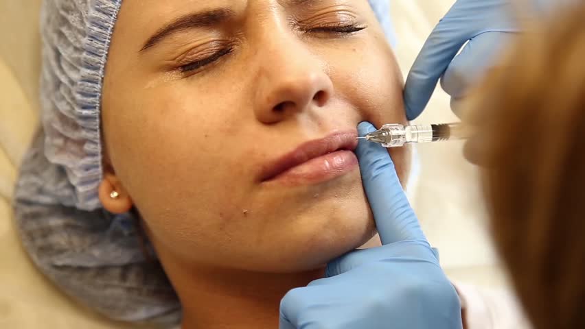 اخطار ! تزریق سیلیکون به منظور افزایش سایز ، خطرناک است