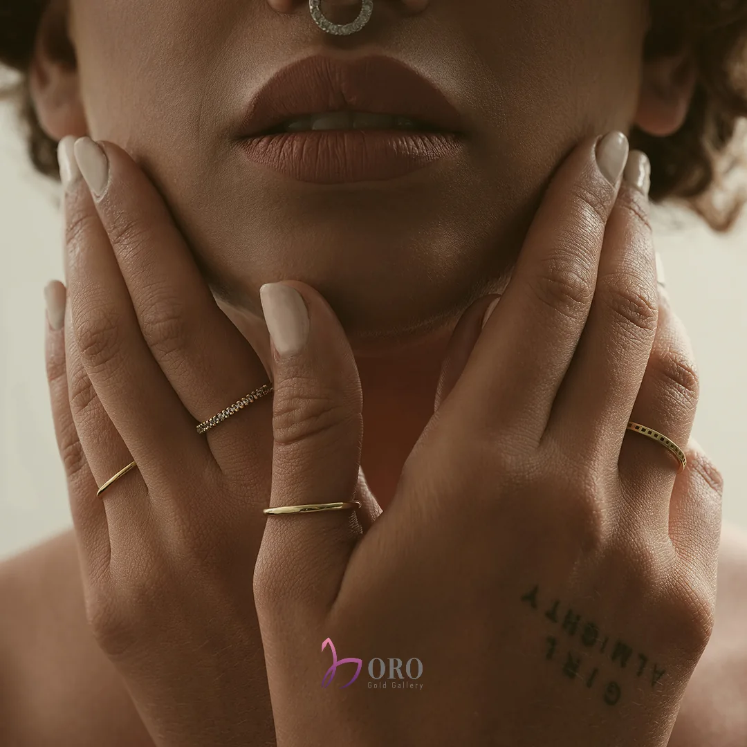 طلا فصل پاییز شامل طراحی­های جذابی می­شود که خرید آنها برای ۲ هدف مناسب است.