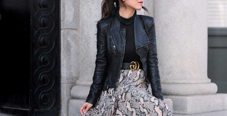 دامن پلیسه و کت چرمی