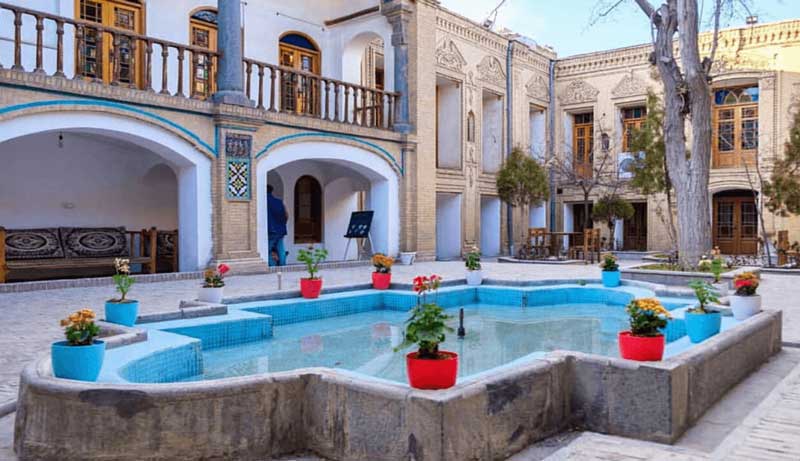 بناهای تاریخ اراک؛ شهری که کمتر آن را می شناسیم