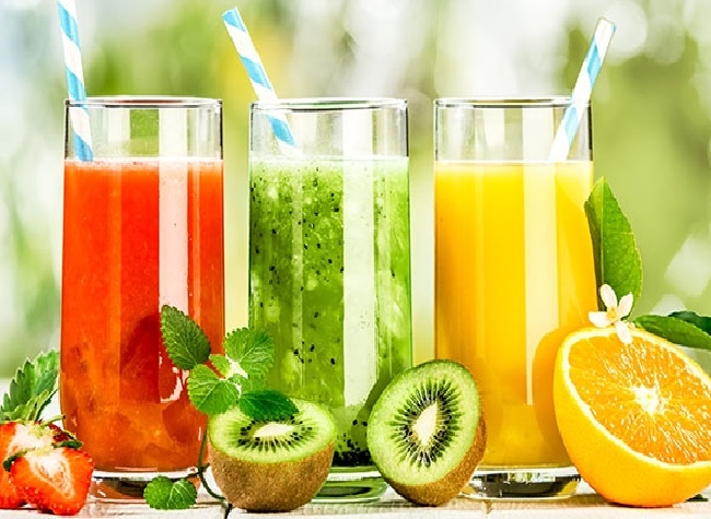 طرز تهیه انواع نوشیدنی خنک تابستانی (10 نوشیدنی ساده و خوشمزه)