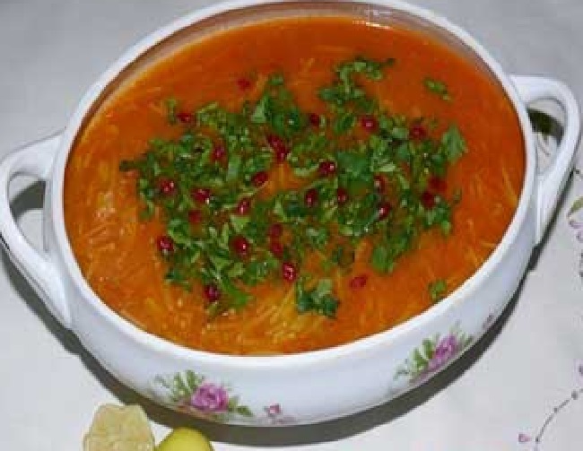 طرز تهیه "سوپ رشته با مرغ" و نکات مهم تهیه سوپ ورمیشل خوشمزه و جاافتاده