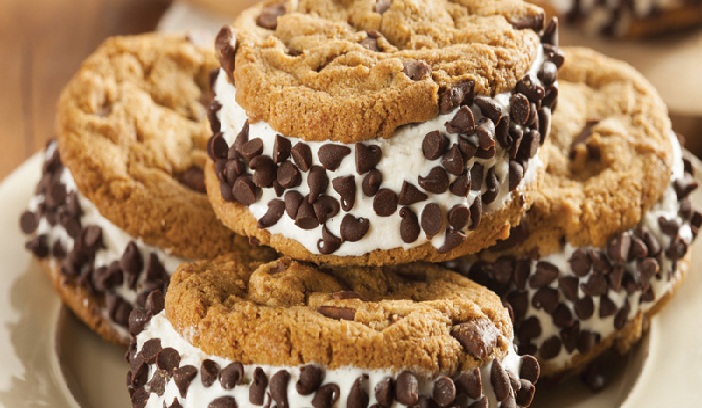 طرز تهیه کوکی شکلاتی با بستنی,طرز تهیه کوکی با بستنی,انواع کوکی