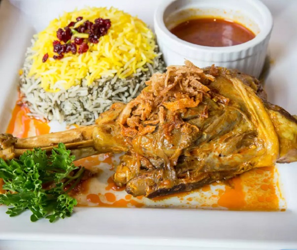 طرز تهیه "باقالی پلو  مجلسی با ماهیچه" و 12 راز خوشمزه تر شدن باقالی پلو