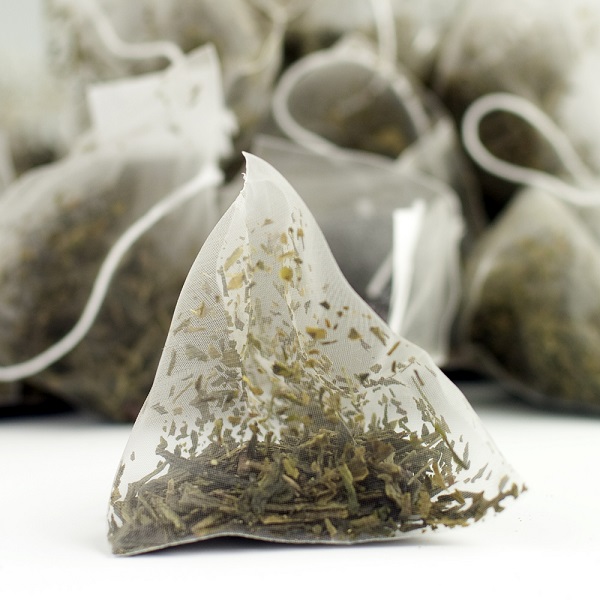 چای سبز یا سفید برای رفع خارش جای نیش پشه