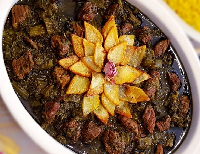 طرز تهیه "خورشت کرفس تبریزی با گوشت" برای 4 تا 6 نفر-راههای خوشمزه تر شدن خورش