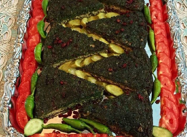 چطور "کوکوی تره" درست کنم؟ + مواد لازم کوکو برای ۴ نفر