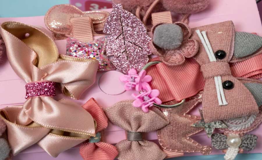 اکسسوری بچه&zwnj;گانه می&zwnj;تواند هدیه&zwnj;&zwnj;ای برای دختر 7 ساله باشد.